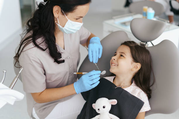 Best Emergency Dental Extractions in Spurgeon, TN